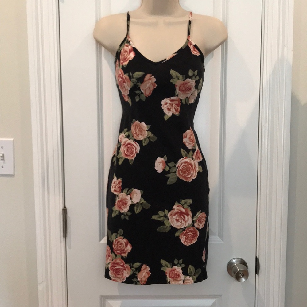 Floral spaghetti strap bodycon dress